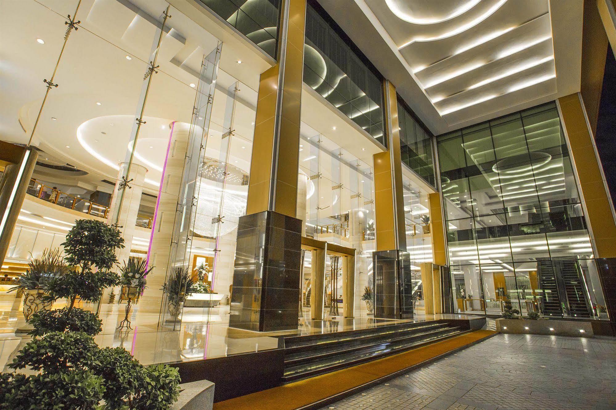 The Grand Fourwings Convention Hotel Bangkok Luaran gambar
